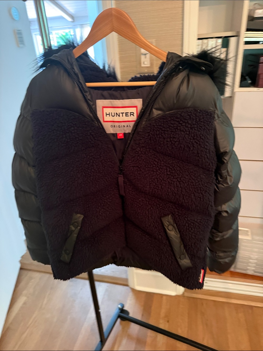 Hunter women's Black Sherpa & Puffer Coat with Faux-Fur Trim